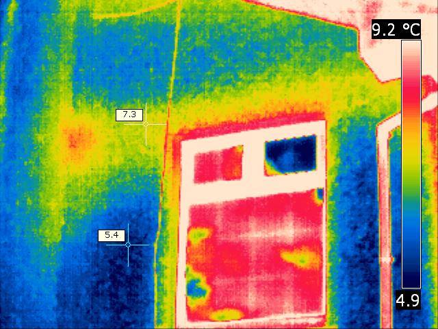 Thermal Imaging showing thermal bridge above window